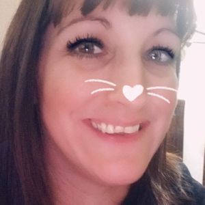 Meet your Posher, Jenniffer